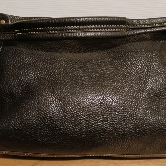 Fossil Vintage Black Pebbled Leather Shoulder Bag 75082 Key Charm Snap Closure - Picture 6 of 12